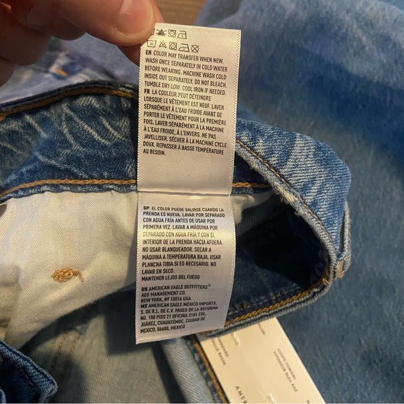 NWT American Eagle Tom Girl Jeans size 18 low rise ripped - Picture 10 of 14